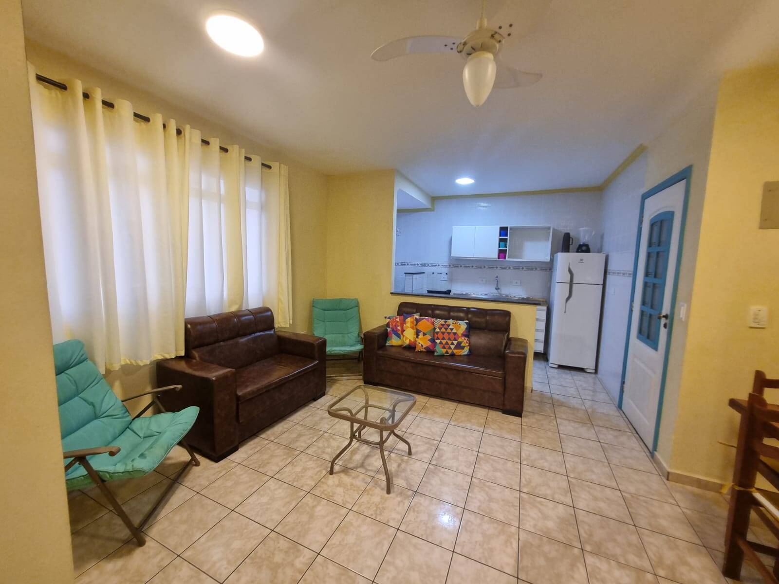 Apartamento 2 Dormitórios, 1 Suíte. R$ 550.000 Praia Grande Ubatuba SP.