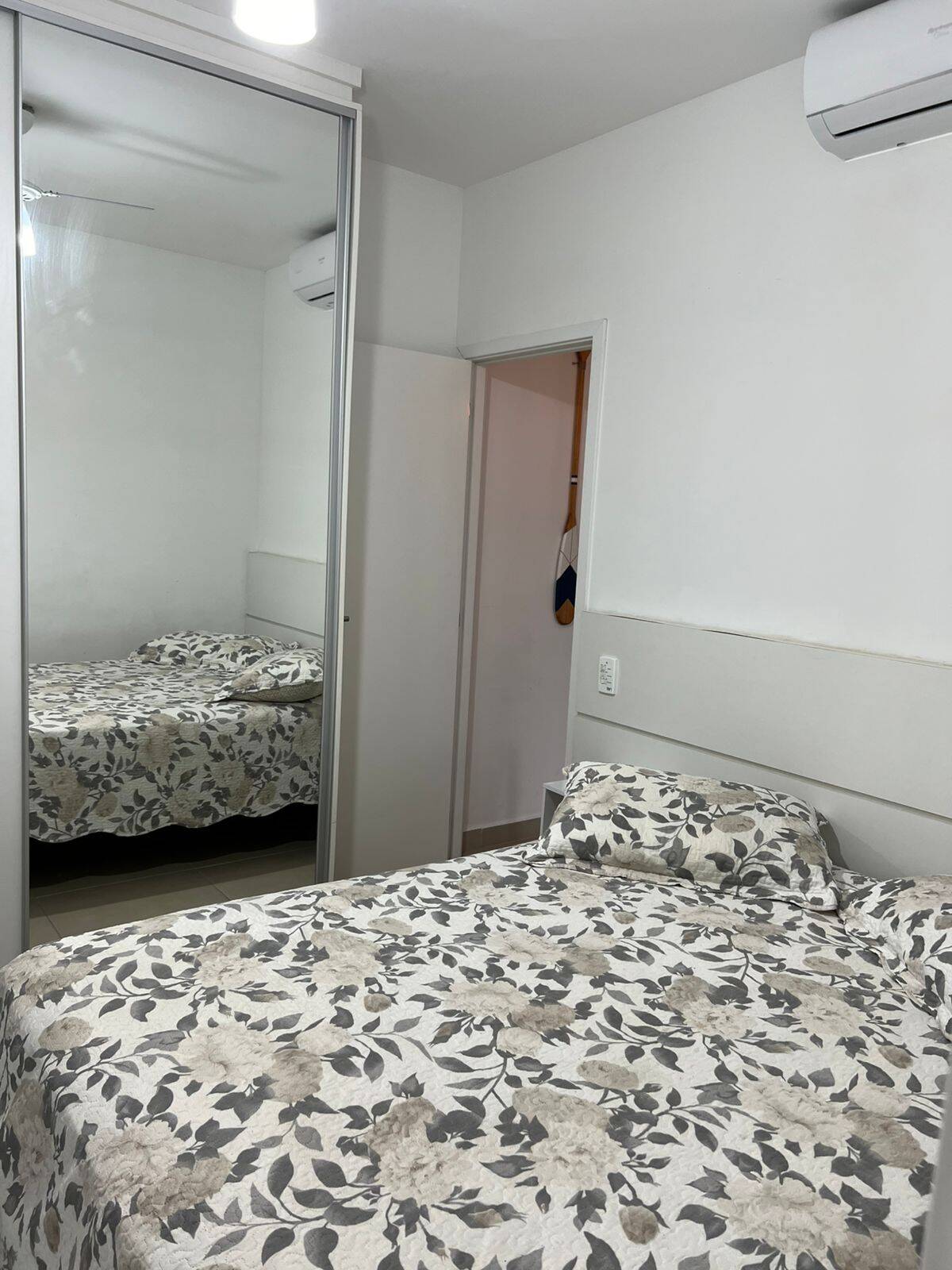 Apartamento para locação na Praia Grande . Acomoda até 7 pessoas