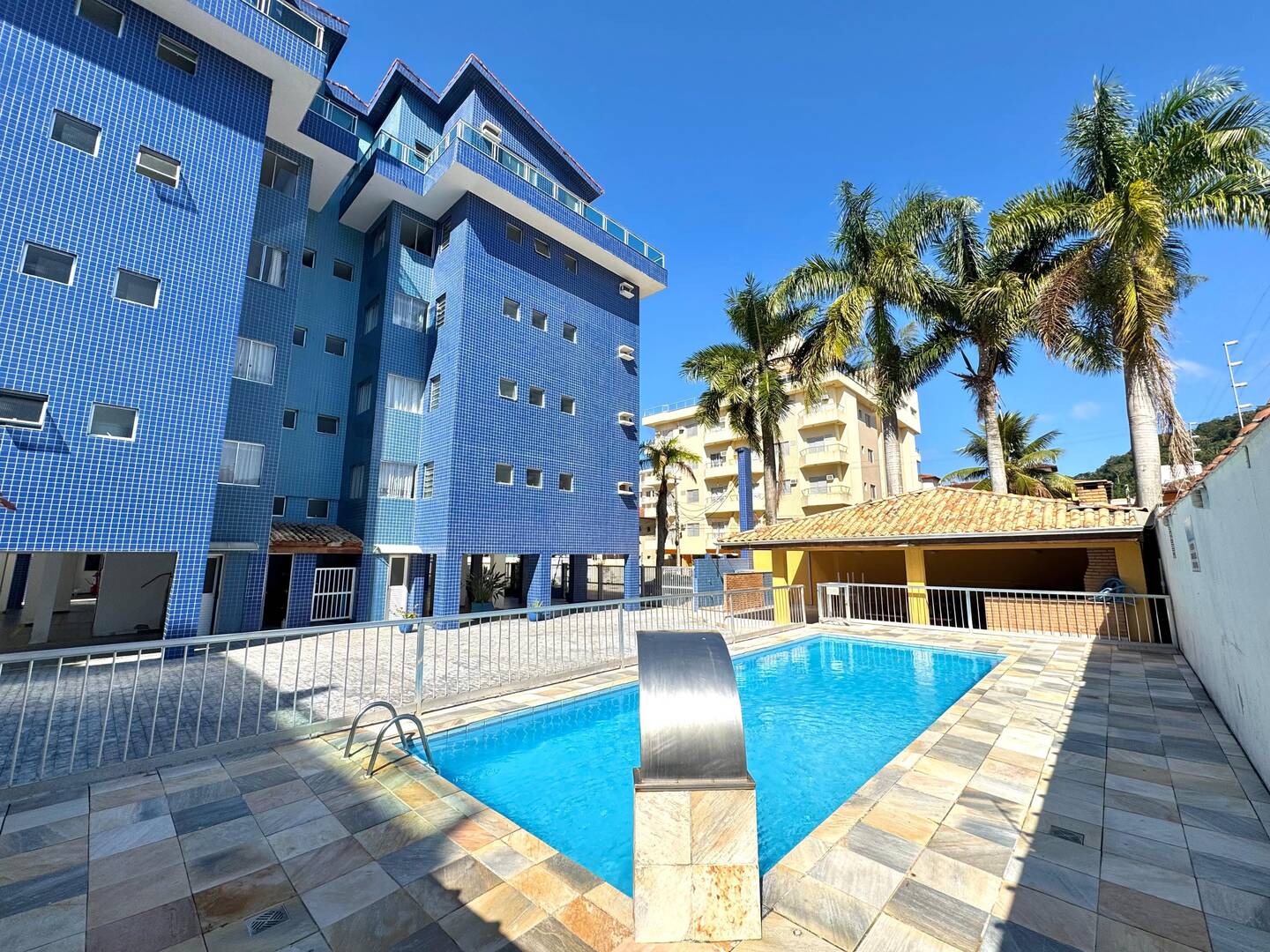 Cobertura - 3 Dormitórios  - R$ 950.000 - Praia Grande - Ubatuba SP
