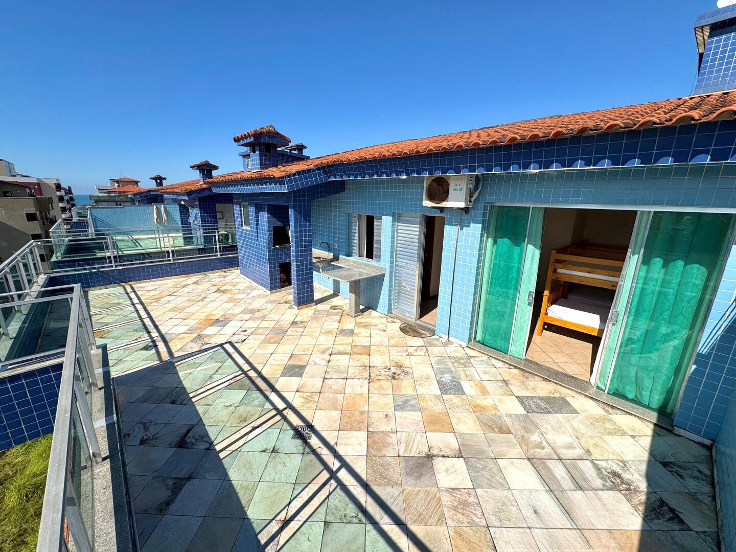 Cobertura - 3 Dormitórios  - R$ 950.000 - Praia Grande - Ubatuba SP