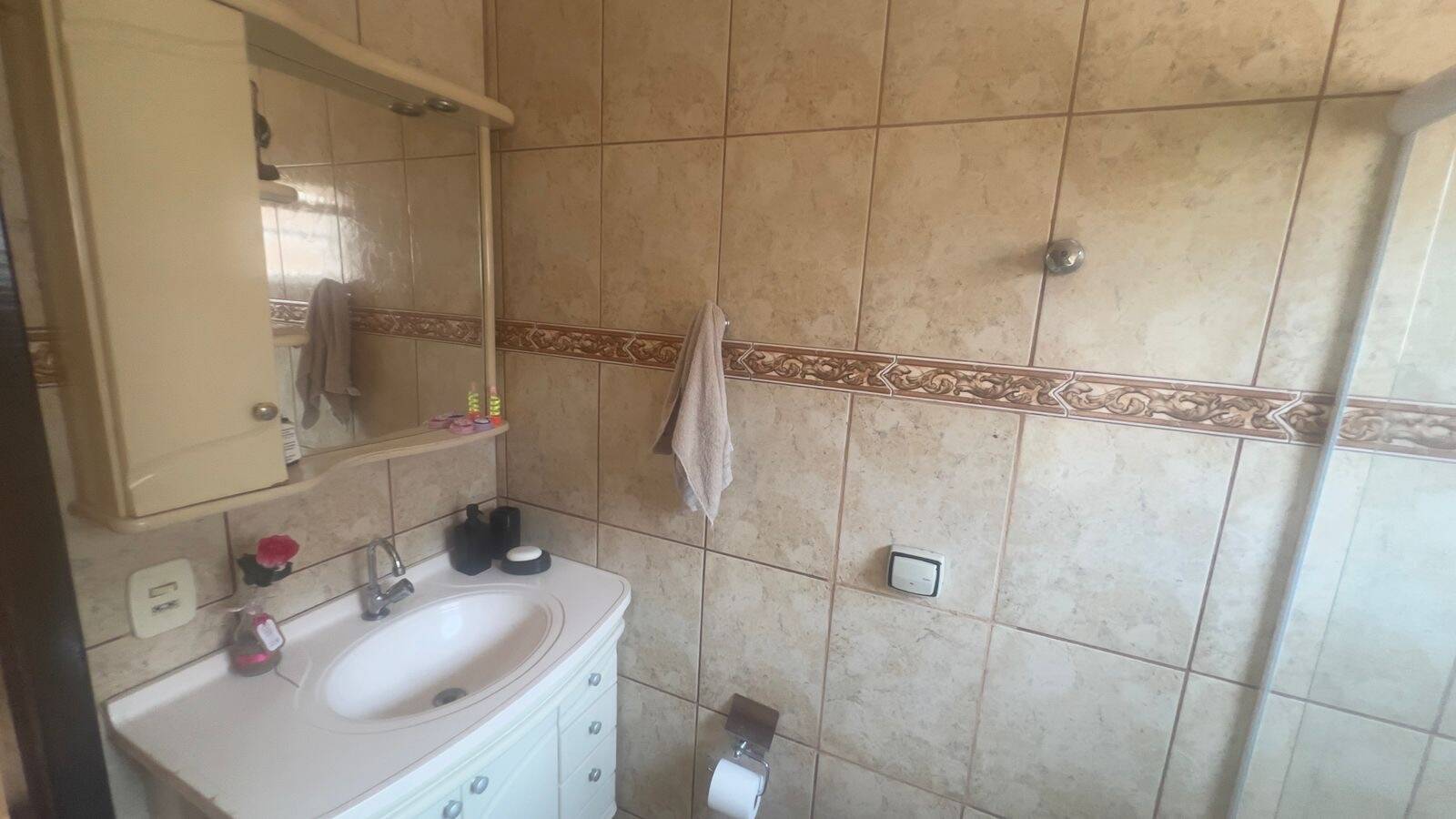 CASA TÉRREA 5 DORM R$ 1.200.000 - CENTRO - UBATUBA