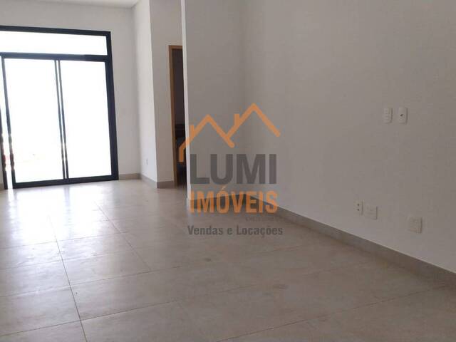 Apartamento para Venda em Ubatuba - 4