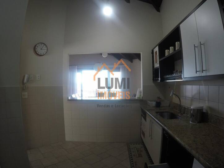 Cobertura duplex frente mar, com 4 suítes. Praia Grande