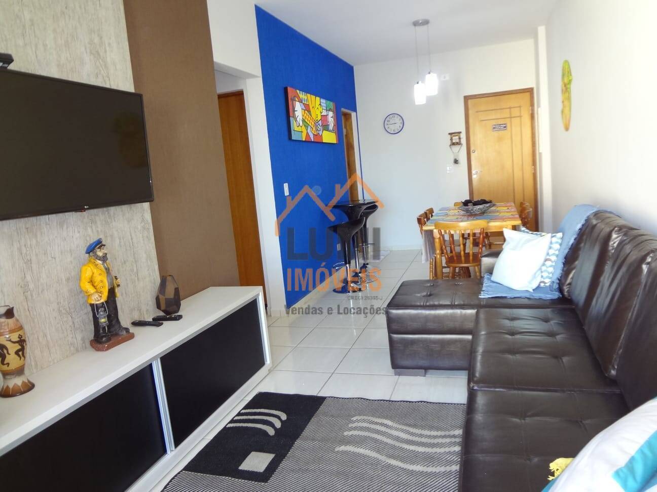Apartamento no Itaguá em Ubatuba com varanda gourmet.