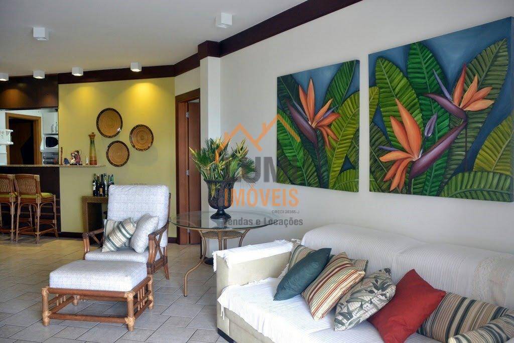 Resort Grand Bali, Frente mar. Locação para até 8 pessoas.