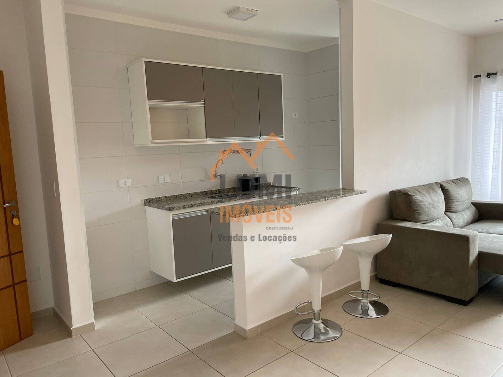 Apartamento no Itaguá. Ubatuba. Com varanda gourmet.