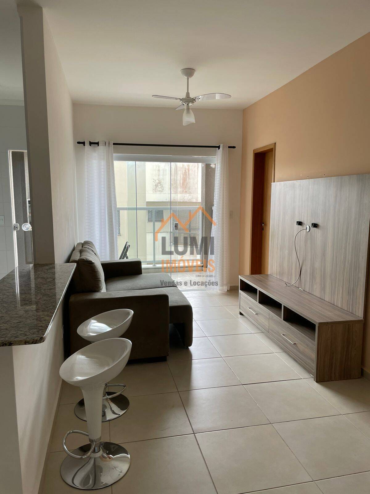 Apartamento no Itaguá. Ubatuba. Com varanda gourmet.