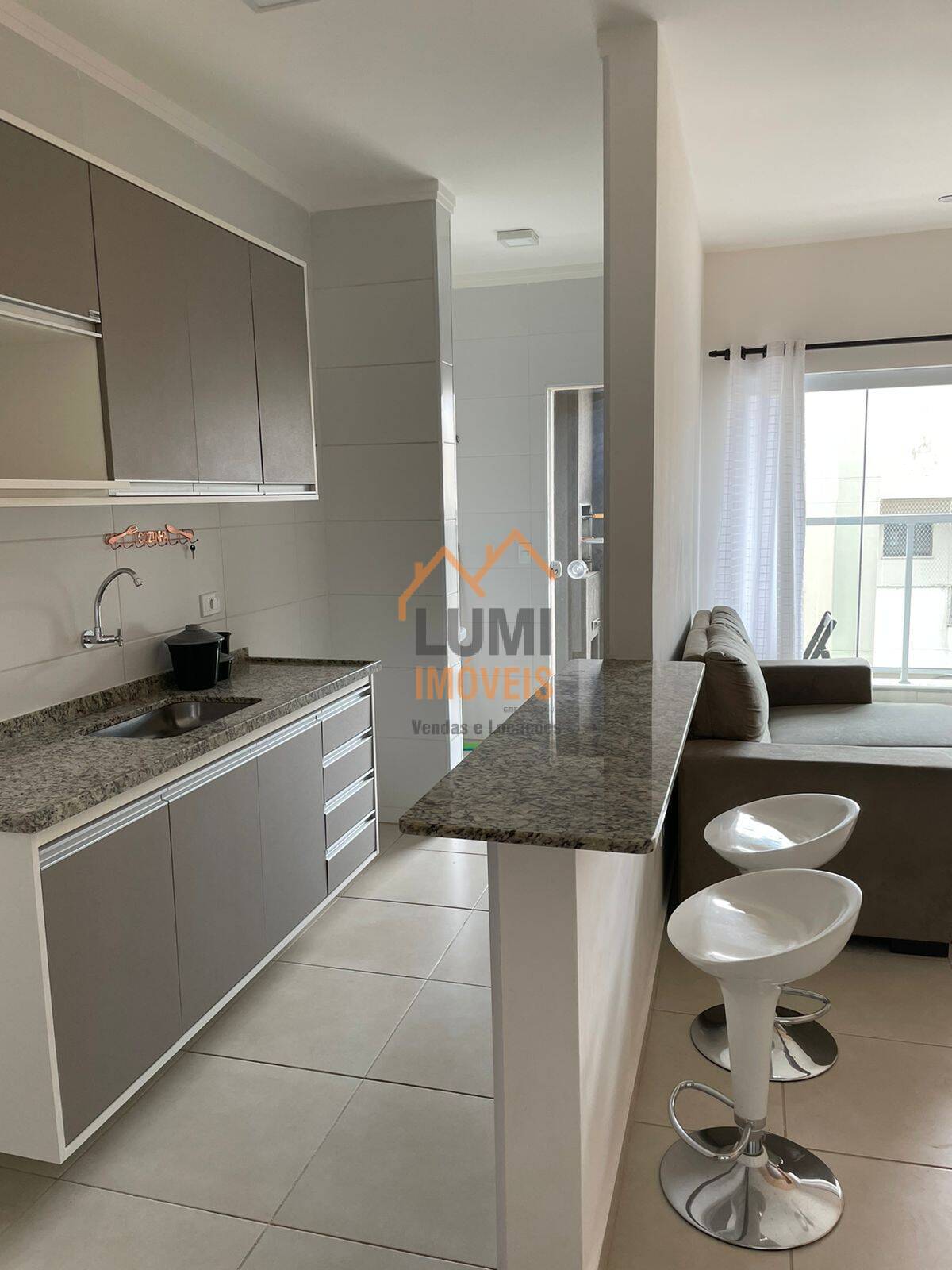 Apartamento no Itaguá. Ubatuba. Com varanda gourmet.