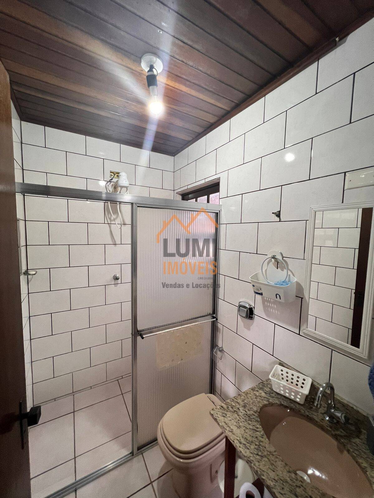 Casa - 4 dormitórios - R$ 1.200.000 - Praia da Lagoinha - Ubatuba