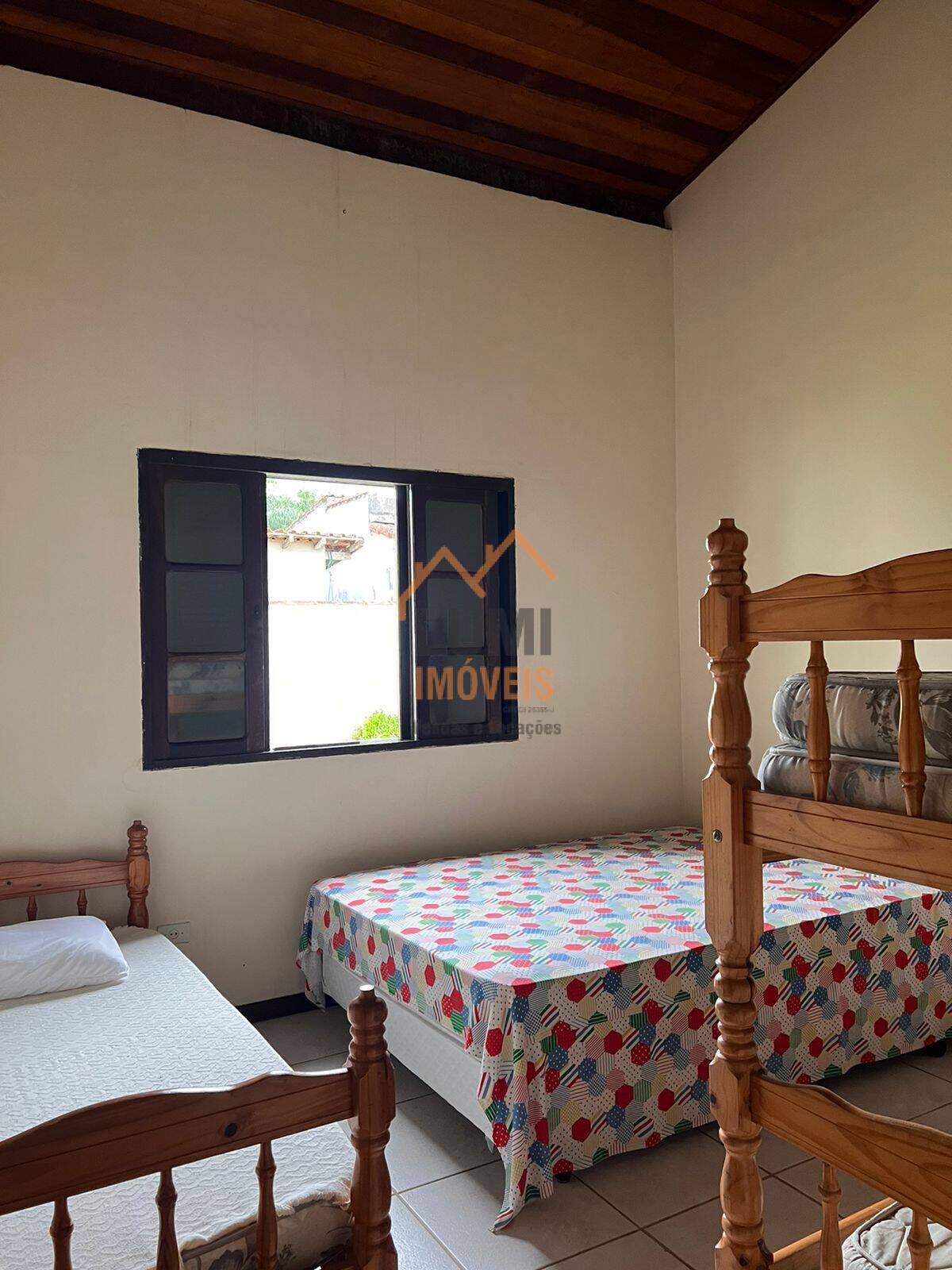 Casa - 4 dormitórios - R$ 1.200.000 - Praia da Lagoinha - Ubatuba