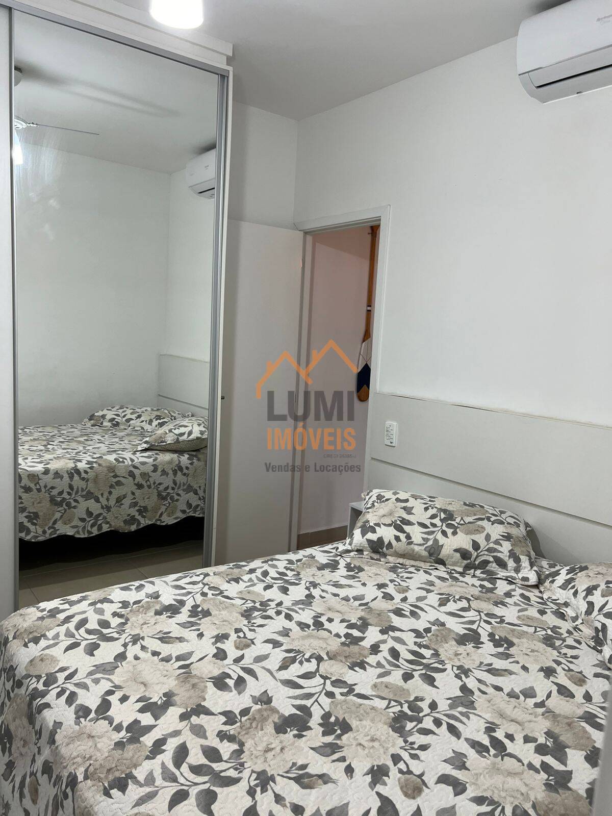 Apartamento para locação na Praia Grande . Acomoda até 7 pessoas