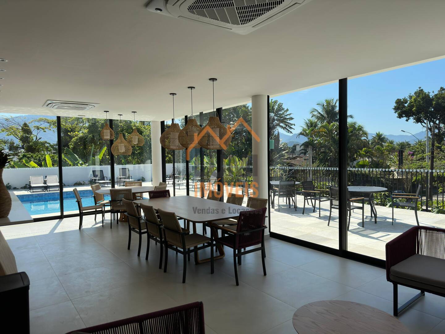 CASA ITAGUA - COND FECHADO - R$ 1520.000 PARCELA COM LAZER UBATUBA SP