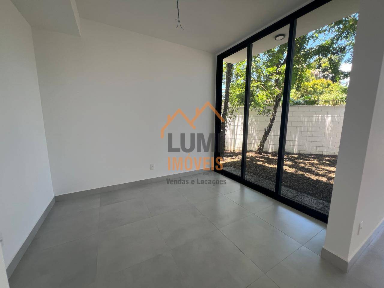 CASA ITAGUA - COND FECHADO - R$ 1520.000 PARCELA COM LAZER UBATUBA SP