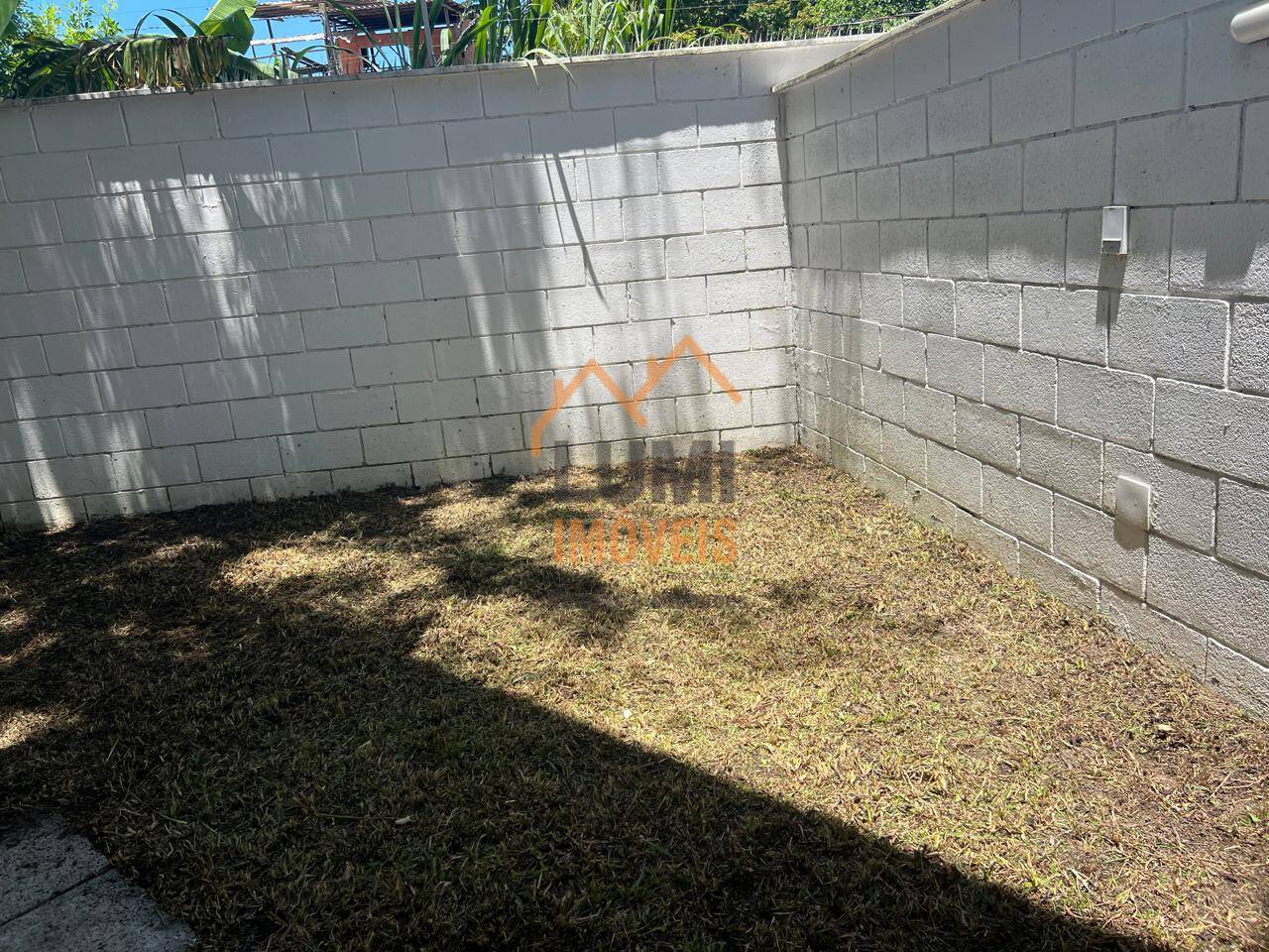 CASA ITAGUA - COND FECHADO - R$ 1520.000 PARCELA COM LAZER UBATUBA SP