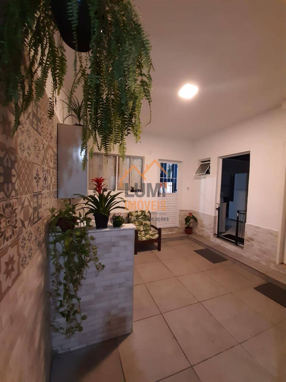 CASA 4 DORM - R$ 850.000 - CENTRO - RUA COMERCIAL - UBATUBA SP