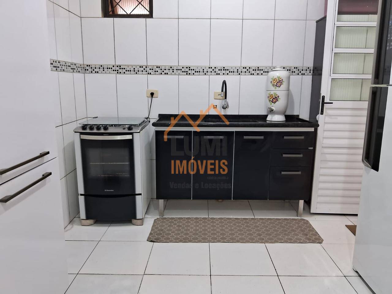 CASA 4 DORM - R$ 850.000 - CENTRO - RUA COMERCIAL - UBATUBA SP