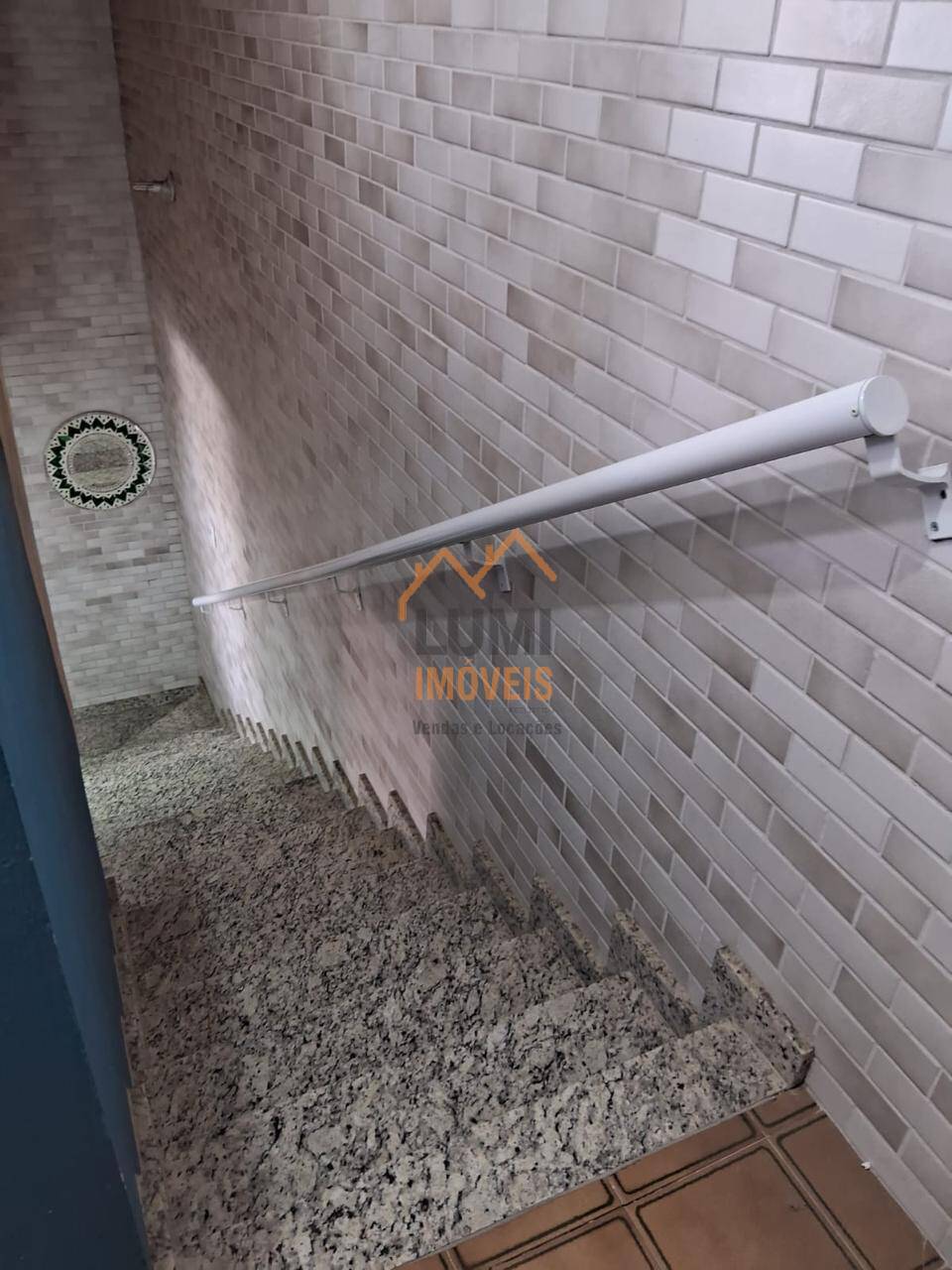 CASA 4 DORM - R$ 850.000 - CENTRO - RUA COMERCIAL - UBATUBA SP