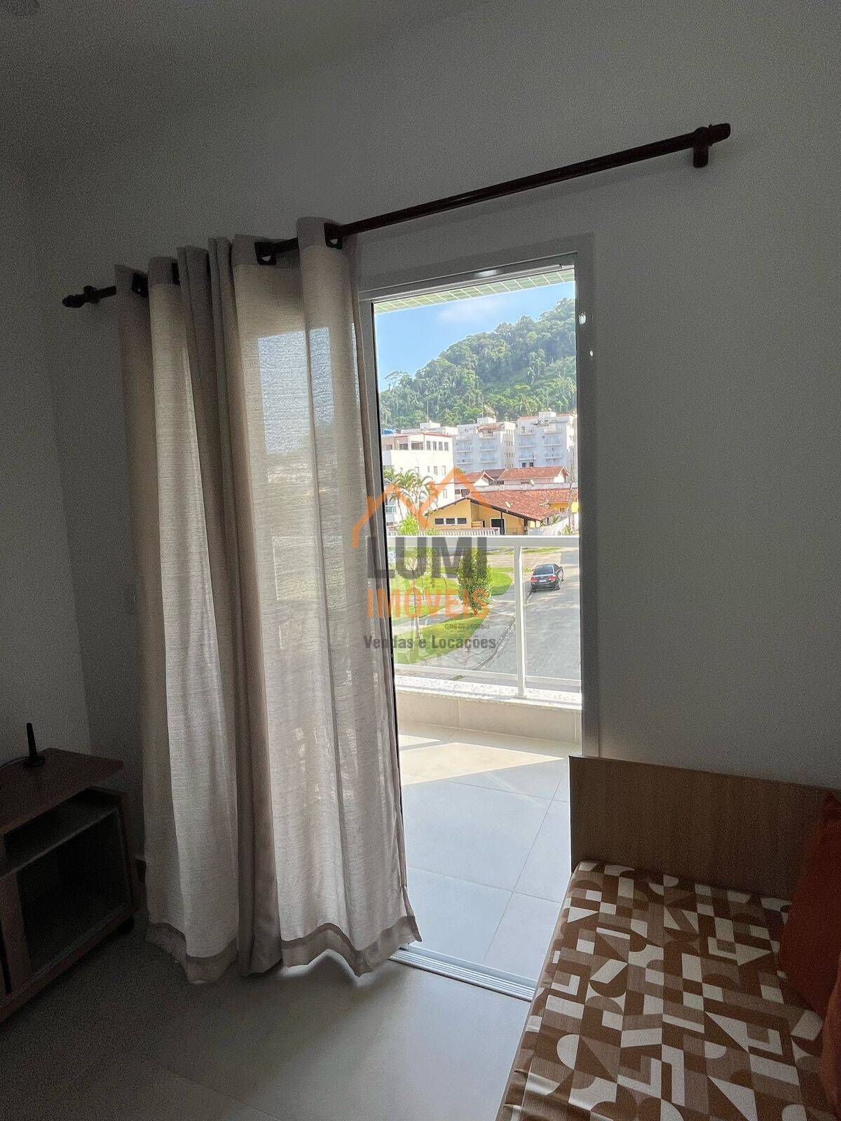 APARTAMENTO 1 DORM R$ 495.000 -MOBILIADO NOVO - PRAIA GRANDE - UBATUBA