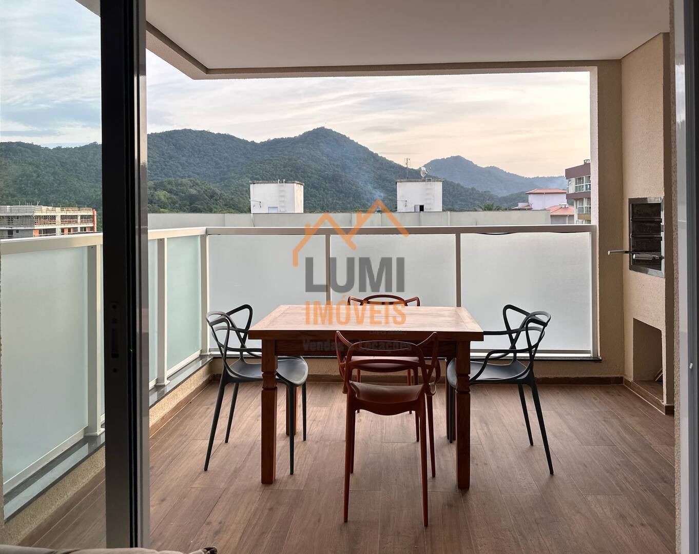 Apartamento Itagua - 2 QUARTOS Decorado   $ 850.000 Ubatuba SP