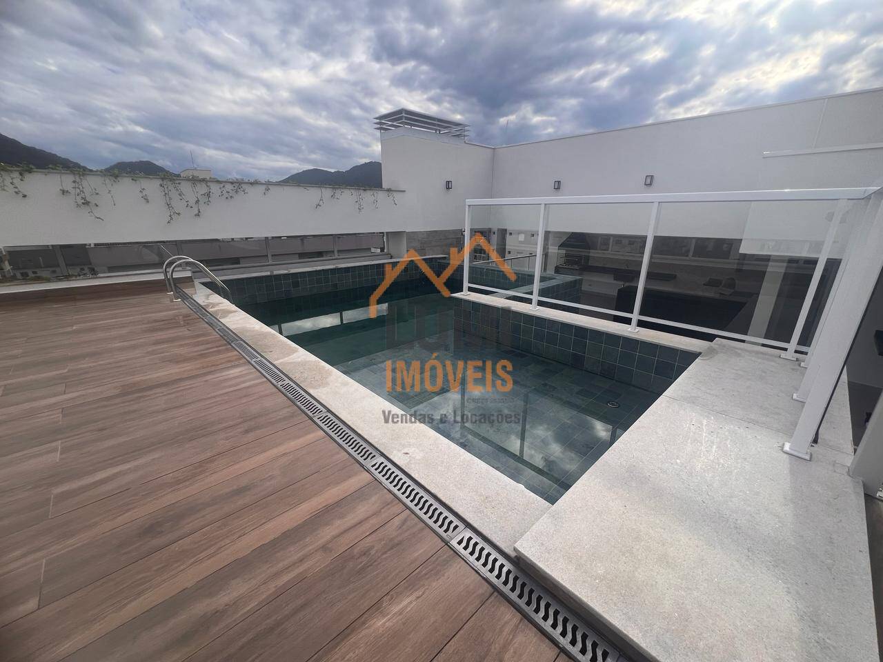 Apartamento NOVO 3 QUARTOS - R$ 955.000 - Itaguá - Ubatuba SP