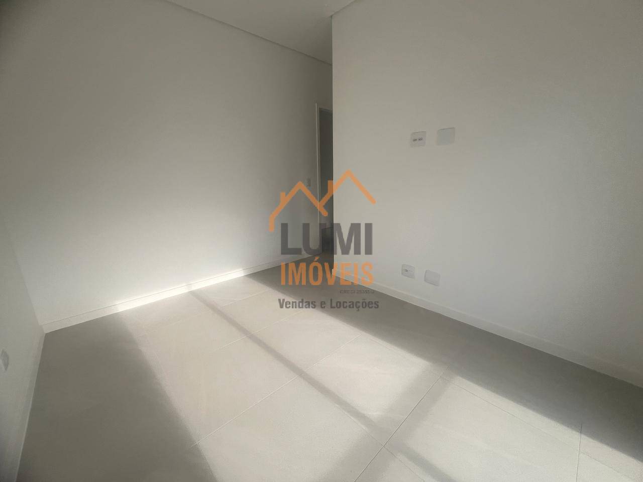Apartamento NOVO 3 QUARTOS - R$ 955.000 - Itaguá - Ubatuba SP