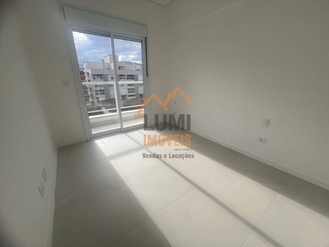 Apartamento NOVO 3 QUARTOS - R$ 955.000 - Itaguá - Ubatuba SP