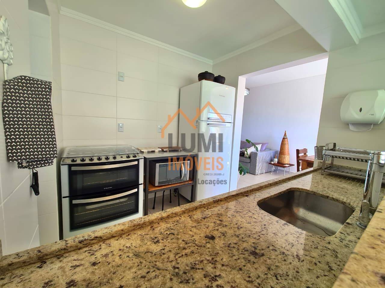 Itaguá  Apartamento 03 QUARTOS R$ 1100.000  à 150 metros da Orla da Praia.